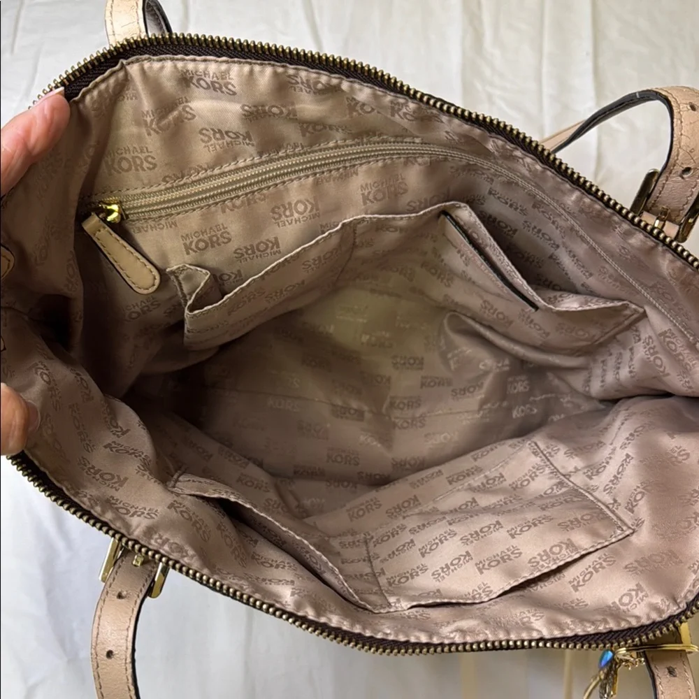 Michael Kors Jet‎ Set Travel Tote w/ Hummingbird Charm – Brown MK Monogram